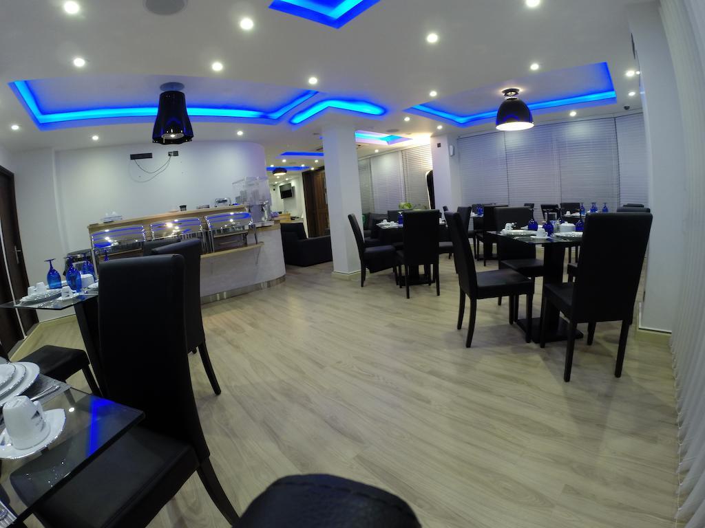 Airport Beach Hotel Hulhumalé Extérieur photo