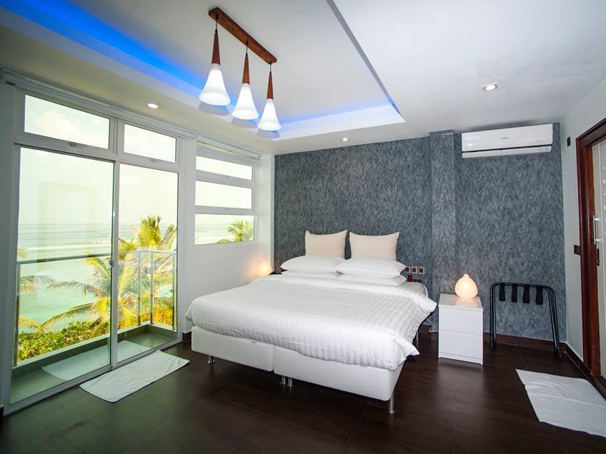 Airport Beach Hotel Hulhumalé Extérieur photo