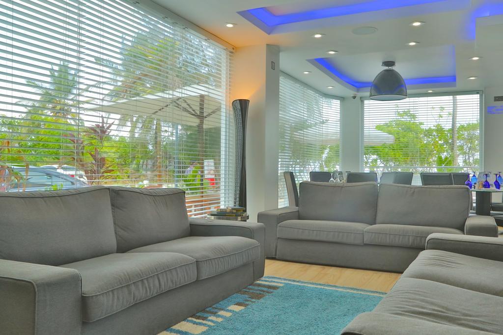 Airport Beach Hotel Hulhumalé Extérieur photo
