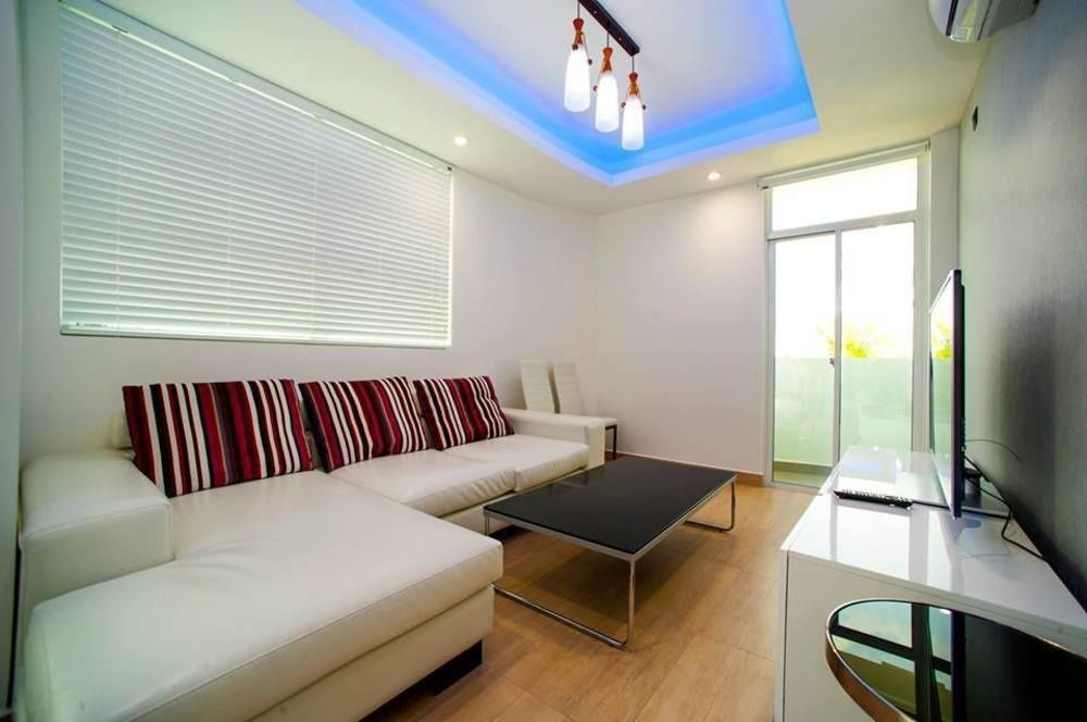 Airport Beach Hotel Hulhumalé Extérieur photo